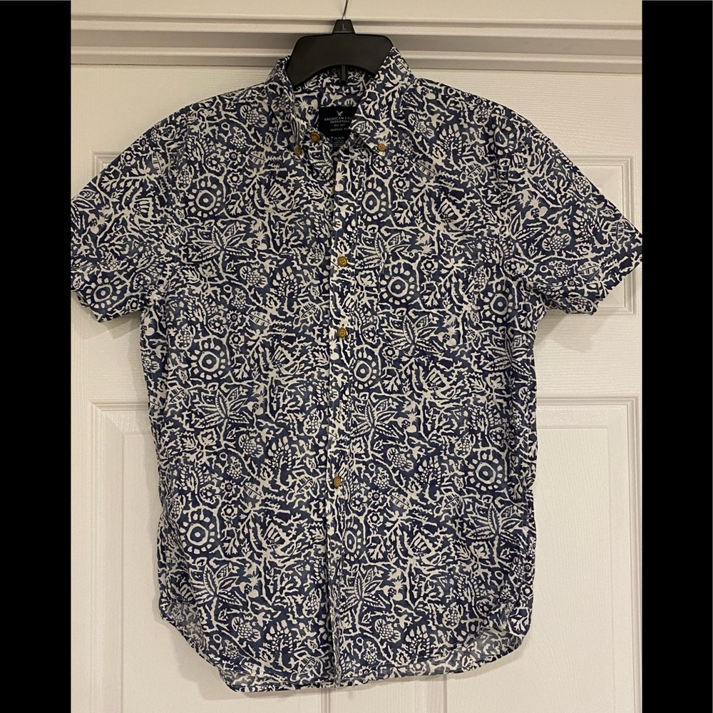 American eagle button down short sleeve shirt.
